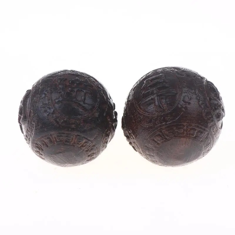 〔San〕Relief Walnut Handheld Ball Sandalwood Handheld Ball Massage Exercise Healthcare Plaything Hand-Worn Ball 1Pair