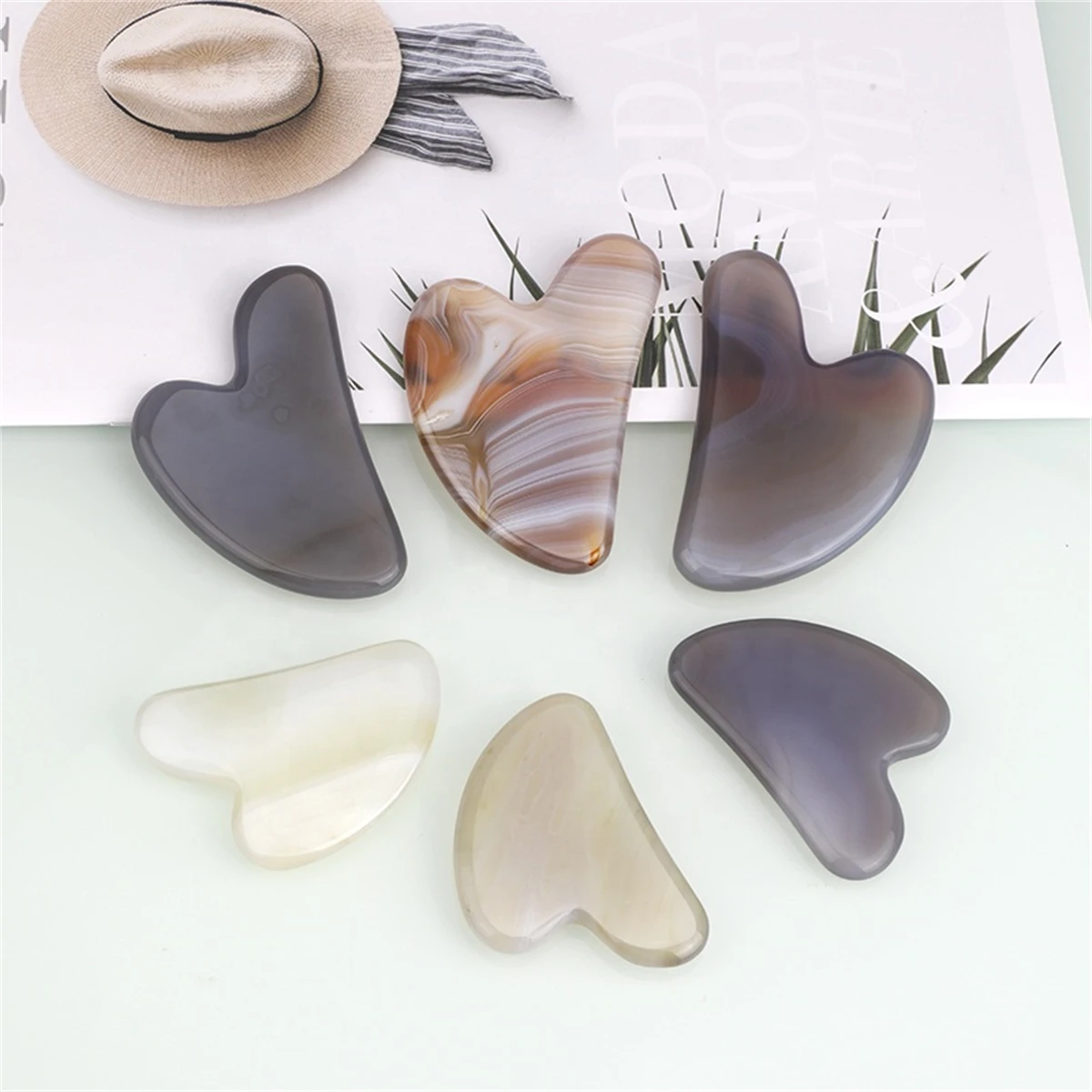 1PC Guasha Massage Natural Stone Jade Scraper Facial Gua Sha SPA Neck Massager Women Portable Face Skin Care Beauty Healty TooL 1PC Guasha Massage Natural Stone Jade Scraper Facial Gua Sha SPA Neck Massager Women Portable Face Skin Care Beauty Healty TooL